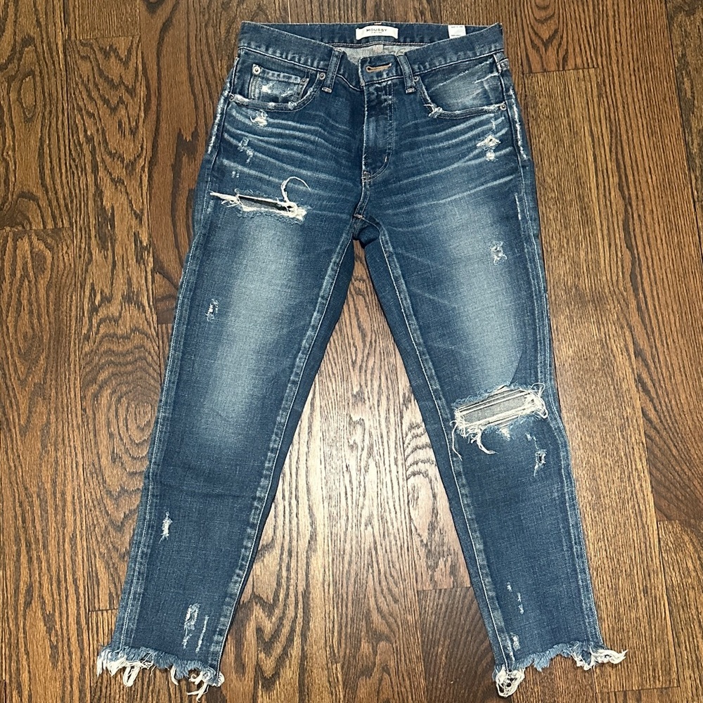 Moussy Blue Distressed Cropped Jeans